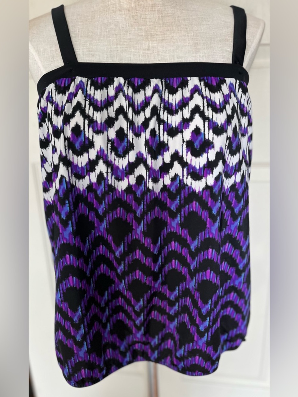 Azul by Maxine of Hollywood Tankini swim top 16W removable straps padded bra